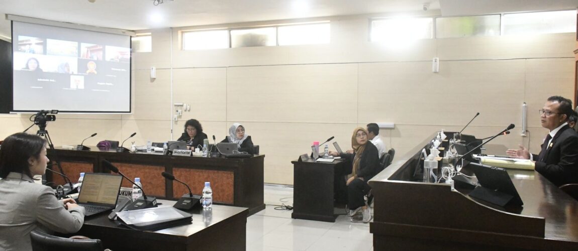 KPPU Lakukan Pemeriksaan Alat Bukti pada Perkara Penjualan Truk SANY